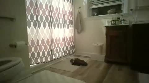 Snapshot of oldbuttsexy chatting on 12/20/25, 07:26 oldbuttsexy online show from 12/20/25, 07:26