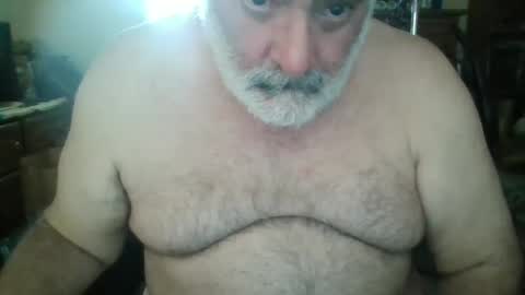 Snapshot of oldcockforyngladies chatting on 12/15/24, 01:54 oldcockforyngladies online show from 12/15/24, 01:54