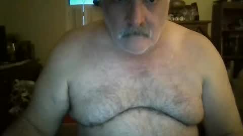 Snapshot of oldcockforyngladies chatting on 02/07/25, 11:34 oldcockforyngladies online show from 02/07/25, 11:34