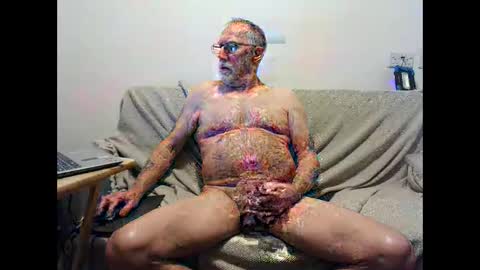 oldercock1411 online show from 11/18/25, 08:41