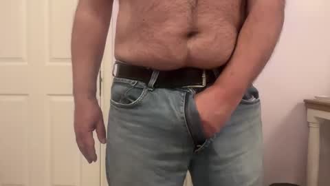 Snapshot of olderguy2cumforu chatting on 05/03/26, 09:54 olderguy2cumforu online show from 05/03/26, 09:54