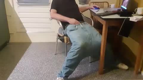 Snapshot of oldersagger chatting on 01/01/25, 03:35 oldersagger online show from 01/01/25, 03:35