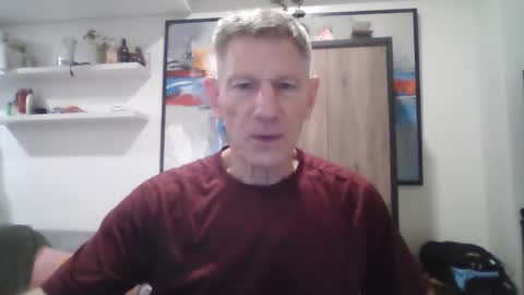 Snapshot of oldgeorge chatting on 09/23/25, 10:29 George online show from 09/23/25, 10:29
