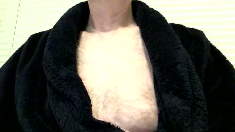 Snapshot of oldrowley chatting on 02/08/26, 06:17 Mike online show from 02/08/26, 06:17