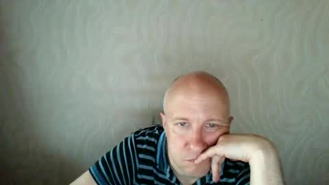 Snapshot of oleg365 chatting on 05/07/26, 04:51 figaro online show from 05/07/26, 04:51