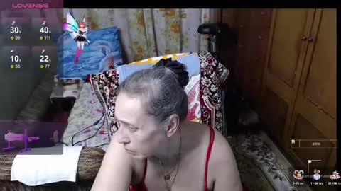 Snapshot of olguscha chatting on 10/11/25, 11:31 Olguscha online show from 10/11/25, 11:31