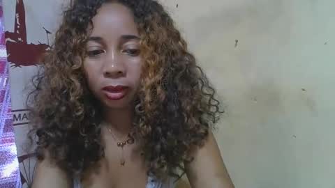 Snapshot of olinaa chatting on 04/11/26, 04:33 olinaa online show from 04/11/26, 04:33