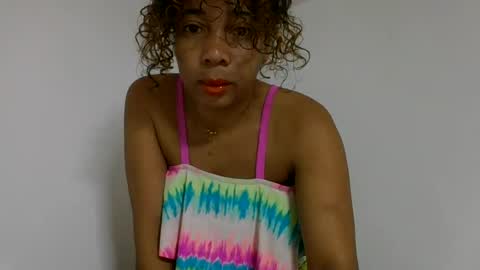 olinaa online show from 07/06/26, 05:15