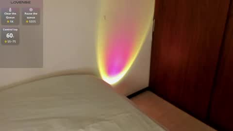 Snapshot of olitasdelmar chatting on 04/04/26, 02:25 Mar online show from 04/04/26, 02:25