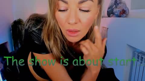 oliva_candy online show from 12/14/24, 01:27