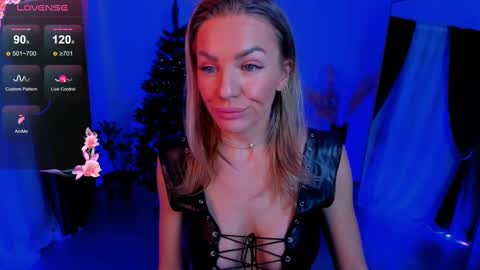 oliva_candy online show from 12/17/24, 01:16