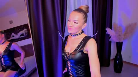 oliva_candy online show from 01/21/25, 08:32