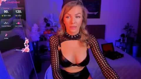 oliva_candy online show from 02/22/25, 04:19