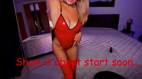 Snapshot of oliva_candy chatting on 06/19/26, 07:50 oliva_candy online show from 06/19/26, 07:50