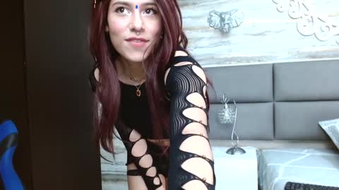 Snapshot of oliver__brown chatting on 01/06/25, 08:39 Oliver online show from 01/06/25, 08:39