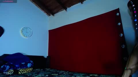 Oliver and MeganIndependent online show from 11/09/25, 08:01