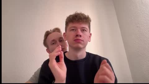 Snapshot of oliver_and_thomas chatting on 10/11/25, 10:03 Oliver and Thomas online show from 10/11/25, 10:03