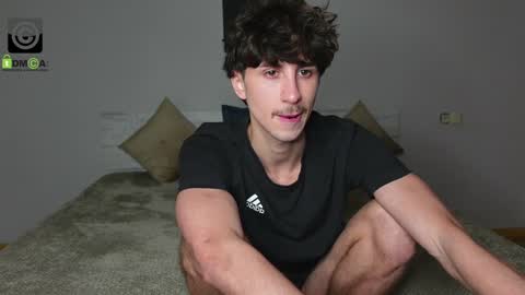 Snapshot of oliver_baker chatting on 12/06/24, 03:44 Oliver Kaen online show from 12/06/24, 03:44