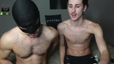 Snapshot of oliver_baker chatting on 01/10/25, 03:27 Oliver Kaen online show from 01/10/25, 03:27