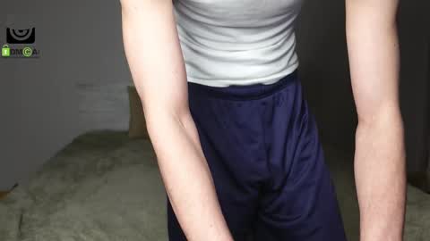 Snapshot of oliver_baker chatting on 03/12/25, 05:49 Oliver Kaen online show from 03/12/25, 05:49