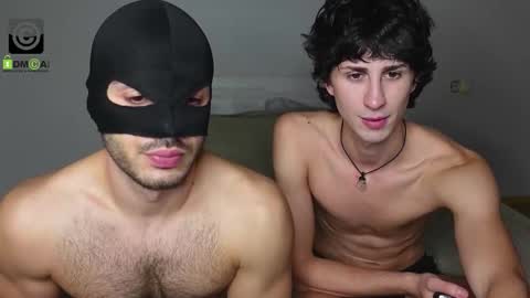 Snapshot of oliver_baker chatting on 10/02/25, 04:03 Oliver Kaen online show from 10/02/25, 04:03