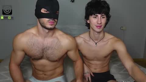 Snapshot of oliver_baker chatting on 10/03/25, 04:48 Oliver Kaen online show from 10/03/25, 04:48