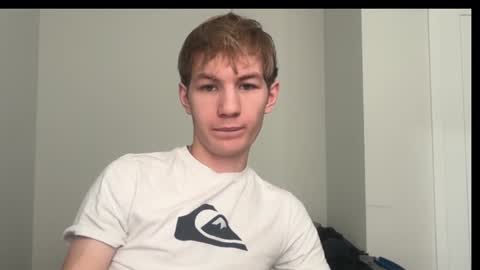 Snapshot of oliver_beck chatting on 12/22/24, 08:03 Oliver Beck online show from 12/22/24, 08:03