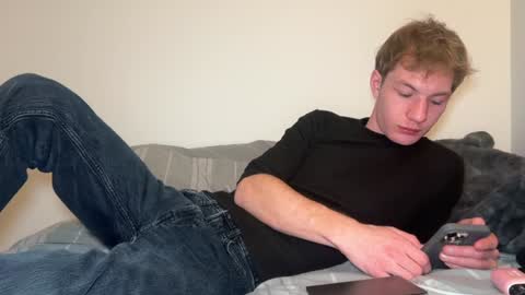 Snapshot of oliver_beck chatting on 01/27/25, 01:37 Oliver Beck online show from 01/27/25, 01:37