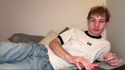 Snapshot of oliver_beck chatting on 02/06/25, 02:00 Oliver Beck online show from 02/06/25, 02:00