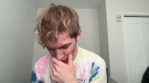 Snapshot of oliver_beck chatting on 02/26/25, 07:27 Oliver Beck online show from 02/26/25, 07:27