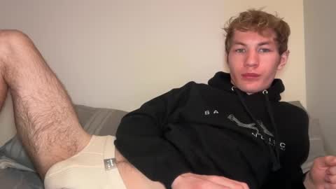 Snapshot of oliver_beck chatting on 03/09/25, 02:07 Oliver Beck online show from 03/09/25, 02:07