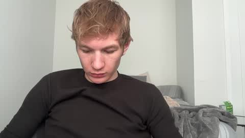 Snapshot of oliver_beck chatting on 03/12/25, 06:22 Oliver Beck online show from 03/12/25, 06:22