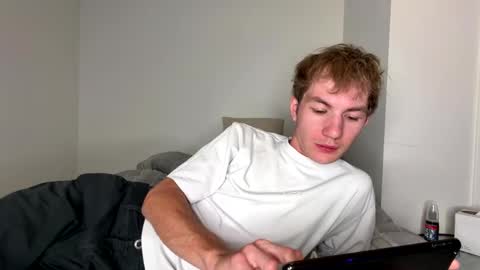 Snapshot of oliver_beck chatting on 09/27/25, 03:00 Oliver Beck online show from 09/27/25, 03:00