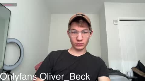 Snapshot of oliver_beck chatting on 11/14/25, 07:23 Oliver Beck online show from 11/14/25, 07:23