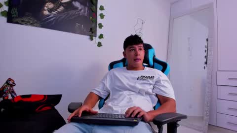 Snapshot of oliver_bray chatting on 12/06/24, 04:25 Oliver bray online show from 12/06/24, 04:25