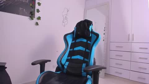 Snapshot of oliver_bray chatting on 01/05/25, 07:17 Oliver bray online show from 01/05/25, 07:17