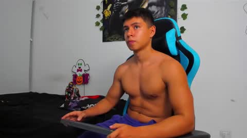 Snapshot of oliver_bray chatting on 02/11/25, 01:31 Oliver bray online show from 02/11/25, 01:31