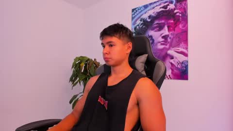 Snapshot of oliver_bray chatting on 02/11/25, 03:40 Oliver bray online show from 02/11/25, 03:40