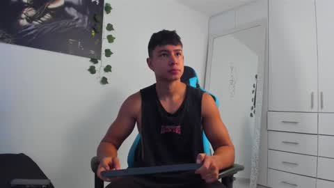 Snapshot of oliver_bray chatting on 02/28/25, 01:58 Oliver bray online show from 02/28/25, 01:58