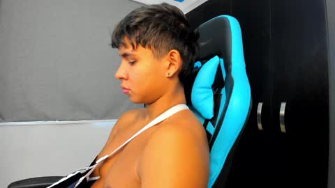 Snapshot of oliver_bray chatting on 10/09/25, 05:55 Oliver bray online show from 10/09/25, 05:55