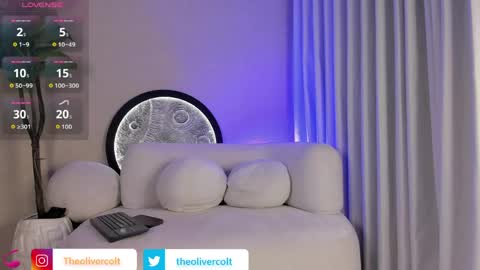 Snapshot of oliver_colt__ chatting on 05/18/26, 09:09 oliver_colt__ online show from 05/18/26, 09:09