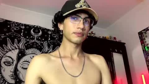 Oliver fast online show from 11/19/25, 06:35