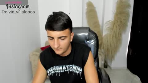 Snapshot of oliver_kooper chatting on 02/24/26, 04:27 OLIVER online show from 02/24/26, 04:27