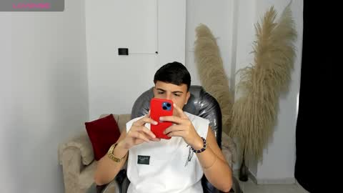 Snapshot of oliver_kooper chatting on 02/27/26, 12:38 OLIVER online show from 02/27/26, 12:38