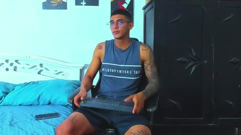 oliver_smith_2 online show from 05/29/26, 01:42
