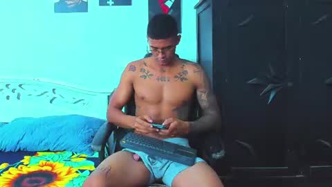 oliver_smith_2 online show from 06/26/26, 03:38