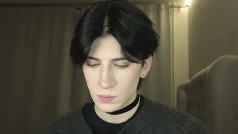 Snapshot of oliver_star_boy chatting on 03/05/26, 06:15 oliver online show from 03/05/26, 06:15