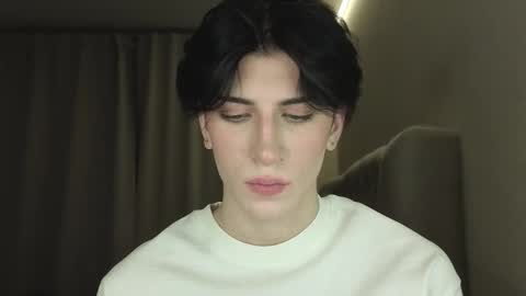 Snapshot of oliver_star_boy chatting on 03/10/26, 09:53 oliver online show from 03/10/26, 09:53