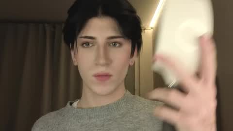 Snapshot of oliver_star_boy chatting on 03/11/26, 07:42 oliver online show from 03/11/26, 07:42