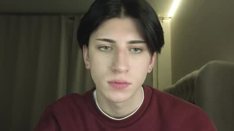 Snapshot of oliver_star_boy chatting on 03/12/26, 07:09 oliver online show from 03/12/26, 07:09